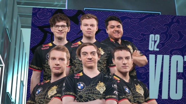 们在中场控 们在中场控