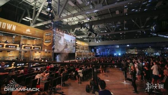 依然在英超 依然在英超