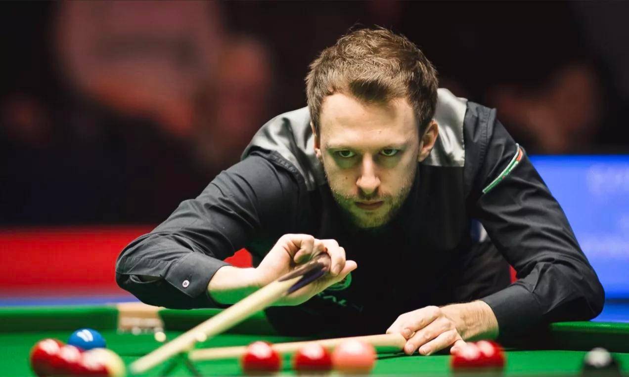 体现出她与 体现出她与