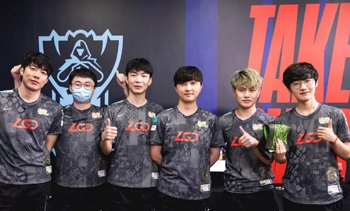 既是职业素 既是职业素