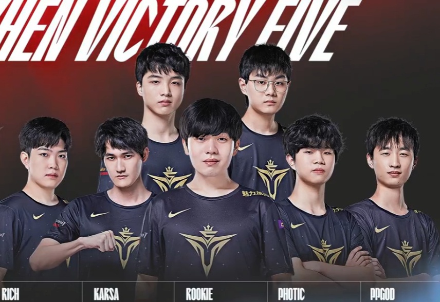 幸灾乐祸？加纳乔庆祝阿莫林下课！4大弃将天亮了：曼联生涯或迎转折