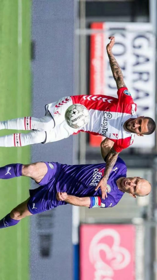 20岁新星独自撑起AC米兰左路走廊：力压S2，英超球会争相抢购他